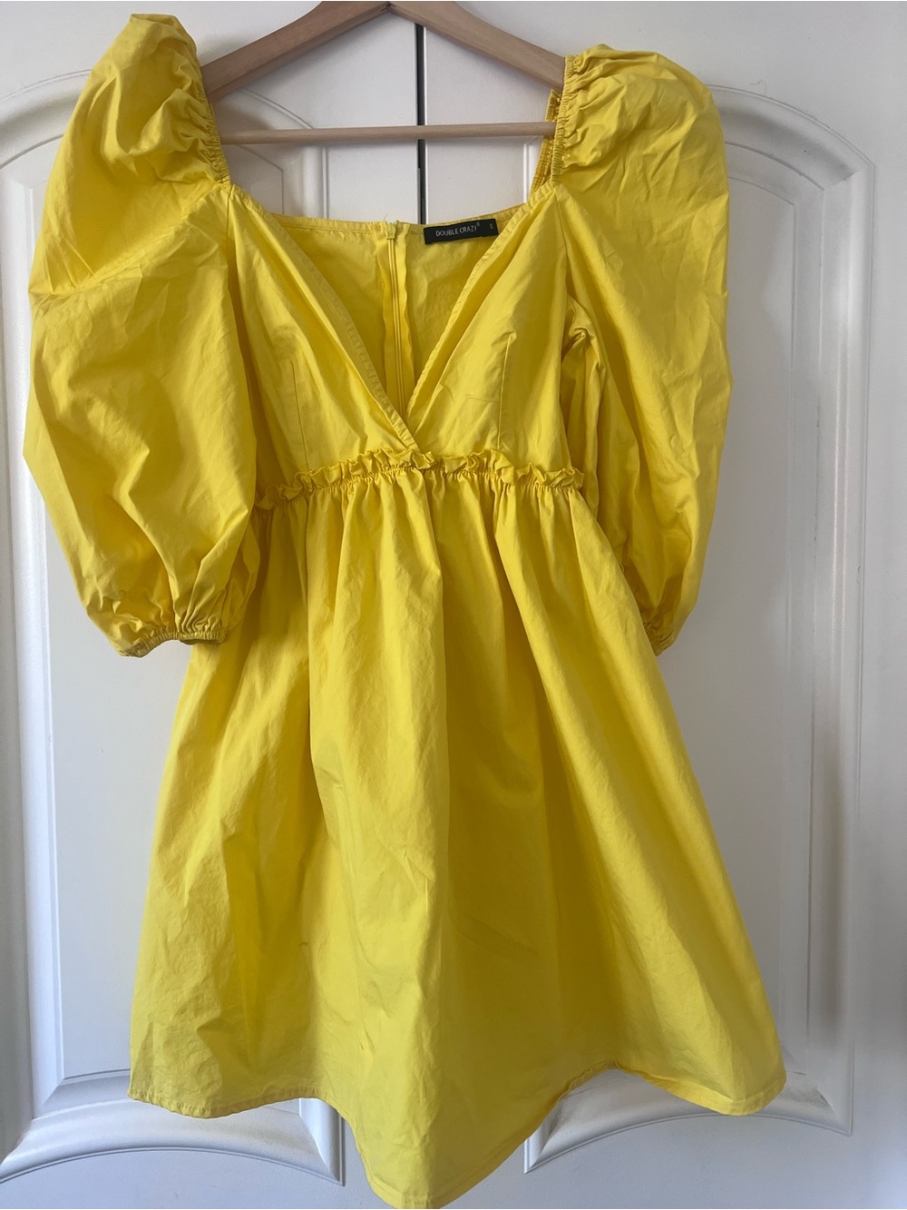 Yellow low neck puff sleeve dress
